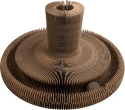 District 70 MAZE 3-in-1 Opvouwbare Kartonnen Kattenmand - Inclusief Catnip Balletje - Voor Slapen, Spelen En Krabben! -Honden Benodigdheden Verkoop 1200x1056 2