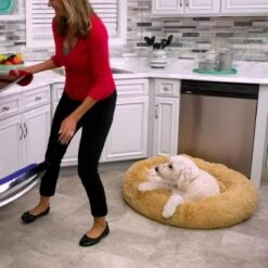 Peaceful Pooch S - Pluizig Hondenbed - 58cm Diameter - Opvouwbaar - In Verschillende Maten. Kattenbed - Wasbaar - Uitneembare Vulling - Ontspant Gewrichten En Spieren - Anti-slip Noppenbodem -Honden Benodigdheden Verkoop 1200x1200 1794