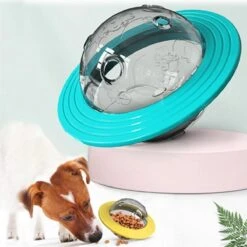Merkloos Hondenspeeltje UFO Blauw Geschikt Voor Puppy's Tot En Met Grote Honden - Honden Speelgoed - Anti Bijt Speelgoed - Voerbal - Honden Speelgoed Intelligentie - Bijtspeelgoed - Interactieve Hond - Hondenspeeltjes - Traingsbal - Sterk Materiaal - Blauw -Honden Benodigdheden Verkoop 1200x1200 2262
