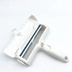 Merkloos Hoogwaardige Huisdierhaar Verwijderaar - Beste Oplossing Tegen Huisdierharen - Hondenhaar Verwijderaar - Kattenhaar Verwijderaar - Pluizenborstel - Haren Verwijderen - Ontharingsborstel - Haarvanger - Wit -Honden Benodigdheden Verkoop 1200x1200 351