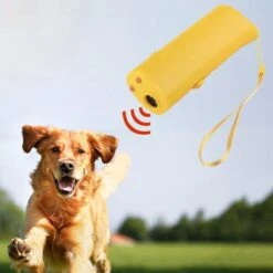 Merkloos Diervriendelijke Ultrasone Anti-Blaf Apparaat - Effectieve Hondentrainer - Anti Blaf Middel - Ultrasone Hondentrainer - Honden Clickertraining - Trainingshulp -Honden Benodigdheden Verkoop 1200x1200 715