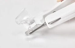 Professionele Oplaadbare LED Licht Nagelknipper, Hond, Kat, Knaagdier, Huisdieren | Dog, Cat, Nail Clipper LED Light, Rechargeable, USB Kabel | Nagelvijl - Nagelschaar Met Vijl, Opvang Van Nagels | Vergrootglas 5x | Extreem Veilig & 100% Effectief -Honden Benodigdheden Verkoop 1200x770