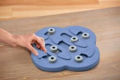 Nina Ottosson Dog Hide N Slide Composiet 33x33x5 Cm -Honden Benodigdheden Verkoop 1200x800 209