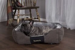 Hondenmand Zacht En Stevig, Anti-Slip En Wasbaar - Scruffs Chester Box Bed - In Grijs En Bruin In Maat S Tot XL - Kleur: Grijs, Maat: Extra Large -Honden Benodigdheden Verkoop 1200x800 81