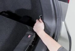 Trixie Bumperbescherming Opvouwbaar Zwart - 80X63 CM 21 Trixie Bumperbescherming Opvouwbaar Zwart - 80X63 CM -Honden Benodigdheden Verkoop 1200x812 1