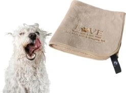 Pepets© – Hondenhanddoek – Honden Handdoek – Microvezel Handdoek – Handdoek Hond – Hondendeken – Droogdoek Hond – Dierendeken – Absorberend – 100*50CM - Beige - GRATIS Zonnebril 19 Pepets© – Hondenhanddoek – Honden Handdoek – Microvezel Handdoek – Handdoek Hond – Hondendeken – Droogdoek Hond – Dierendeken – Absorberend – 100*50CM - Beige - GRATIS Zonnebril -Honden Benodigdheden Verkoop 1200x889 1