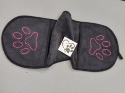 N4dogs – Hondenhanddoek – Honden Handdoek – Microvezel Handdoek – Handdoek Hond – Droogdoek Hond – Dierendeken – Sterk Absorberend – Handdoek Met Zakken - Zwart - 66 X 23 Cm -Honden Benodigdheden Verkoop 1200x900 11
