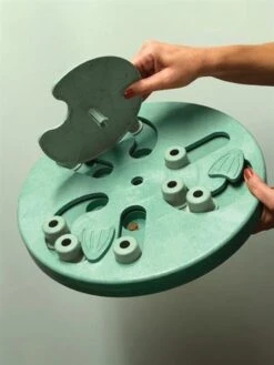 Nina Ottosson Dog Worker Composiet 34,5x34,5x5 Cm -Honden Benodigdheden Verkoop 900x1200 61