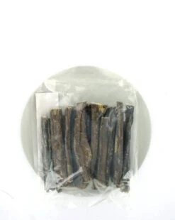 Holle Vleesstaaf Rund 250 Gram Verpakt Hondensnack - Kauwsnack - Hondenbot -Honden Benodigdheden Verkoop 957x1200 1